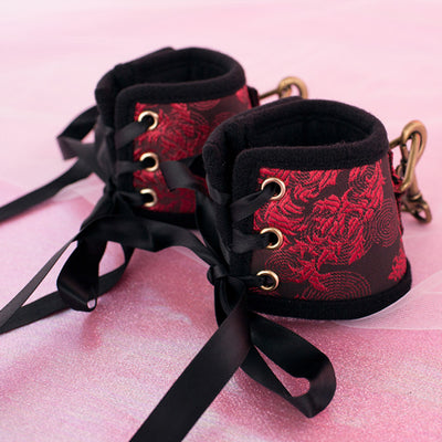 Chinoiserie erotic bdsm bondage set handcuffs Whip Collar Mouth ball  hand beat adult games sex toys for couples