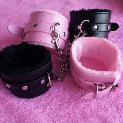 Exotic Bdsm Bondage Toys Sex Game PU Fur Handcuffs Ankle Cuffs Sexy Fun Butt Plug Sexo Anal Plug Lingeri Porn Sex Toys for Woman